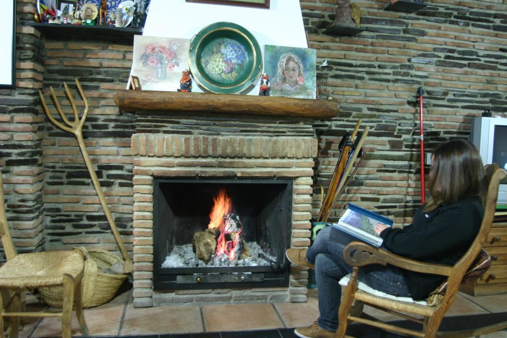 Hostal Rural Las Terrazas De La Alpujarra Bubión Exterior foto
